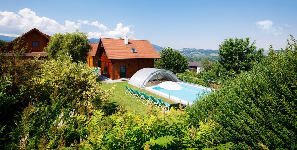 Oeko Feriendorf Schlierbach Exterior photo
