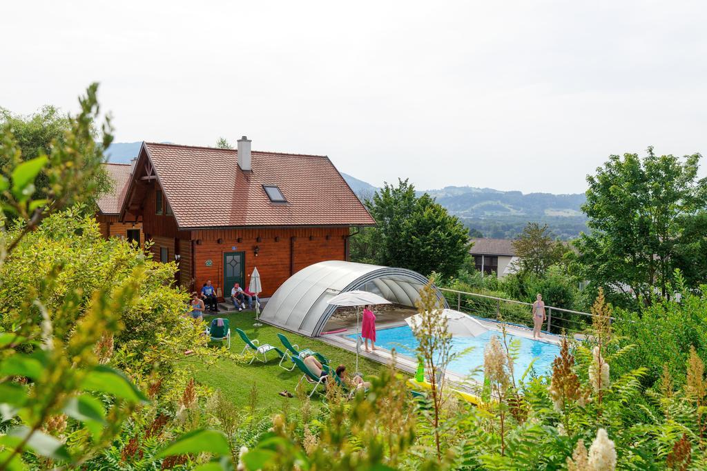 Oeko Feriendorf Schlierbach Exterior photo